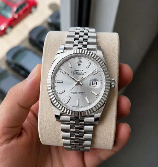 Rolex Datejust Men's Automatic Stainless Steel Watch with Silver Dial & Fluted Bezel (Jubilee Bracelet)
