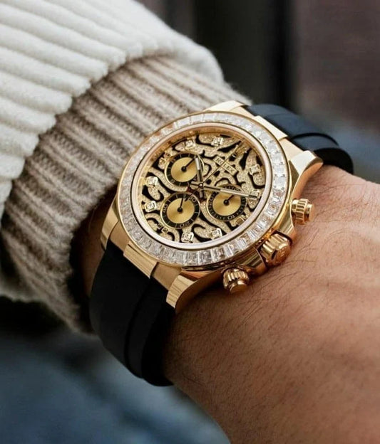Luxury SkeletonChronograph Watch with Diamond-Style Bezel & Black Rubber Strap