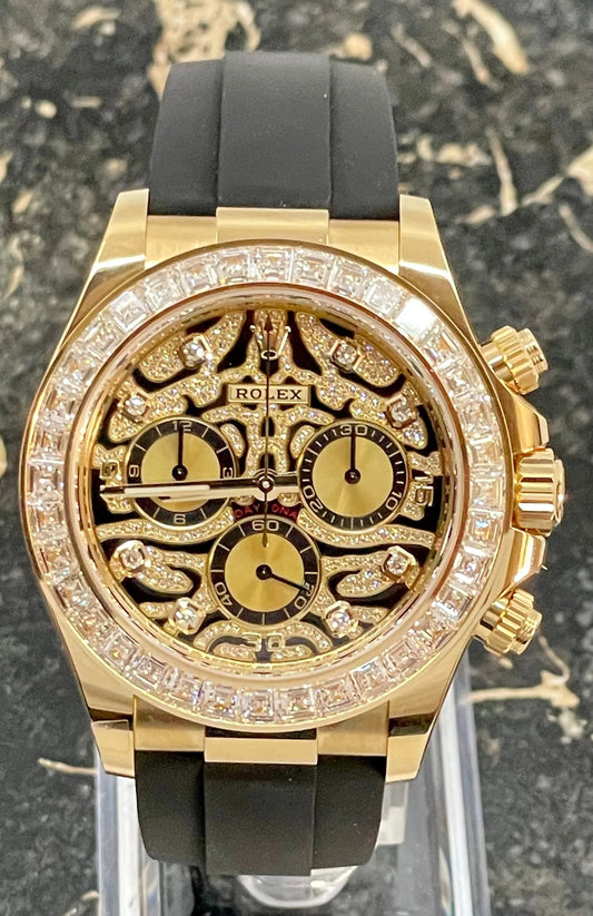 Luxury SkeletonChronograph Watch with Diamond-Style Bezel & Black Rubber Strap